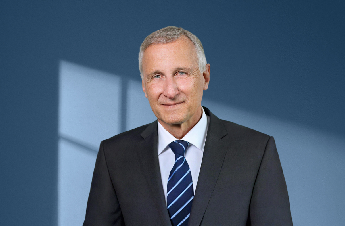 Prof. Dr. iur. Roland Müller